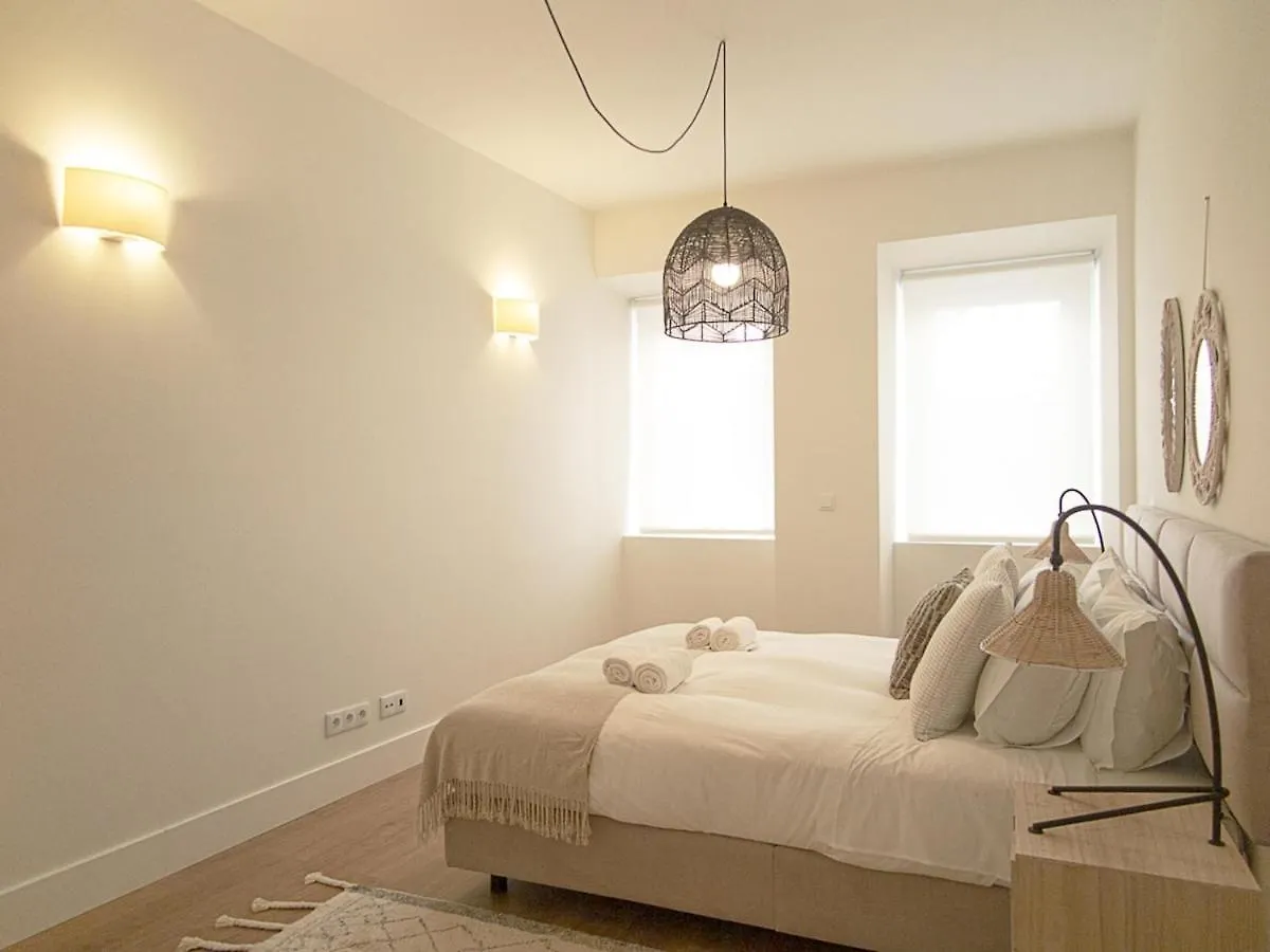 Apartment Principe Real Lovely Apt With Ac Lisbon